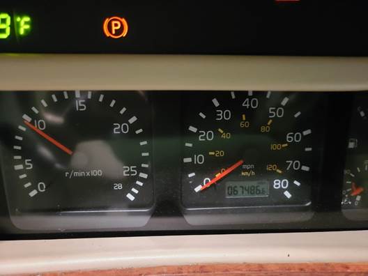 A close-up of a machine

Description automatically generated